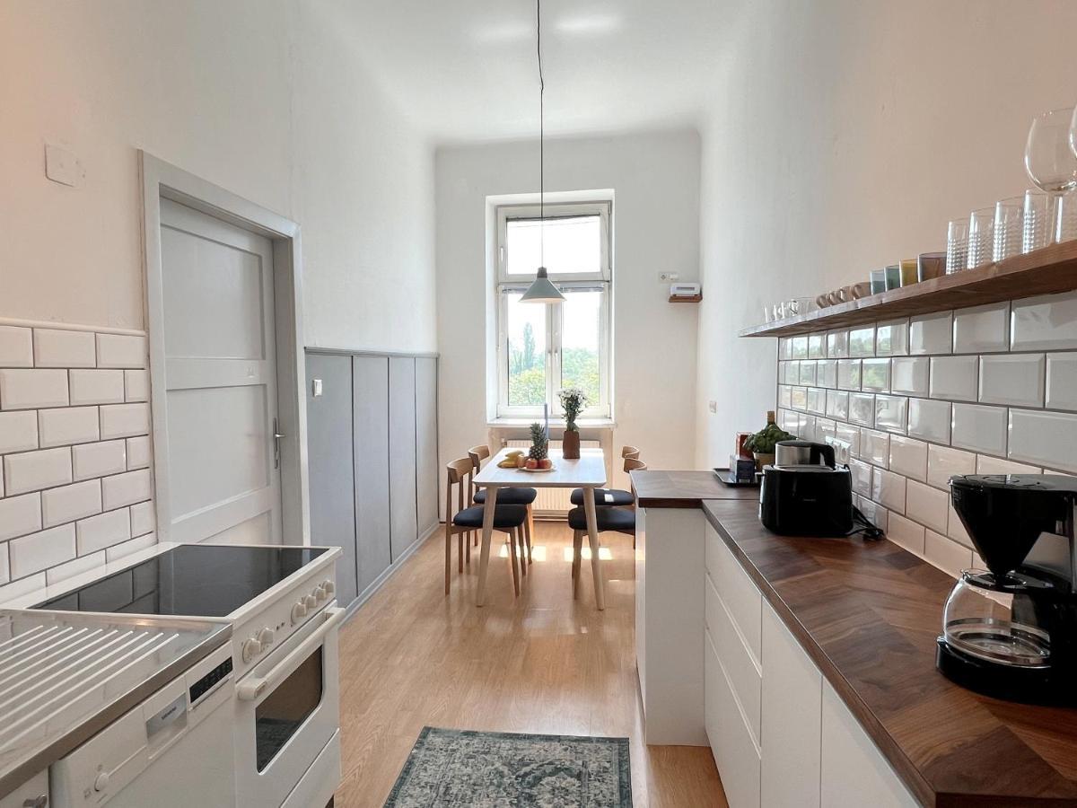 New City Apartment Wenen Buitenkant foto